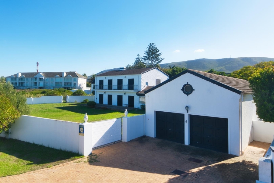 3 Bedroom Property for Sale in Eastcliff Western Cape